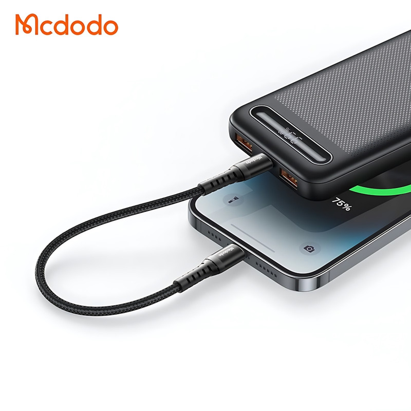 کابل تبدیل USB-C به لایتنینگ مک دودو مدل CA-563 طول 3 متر