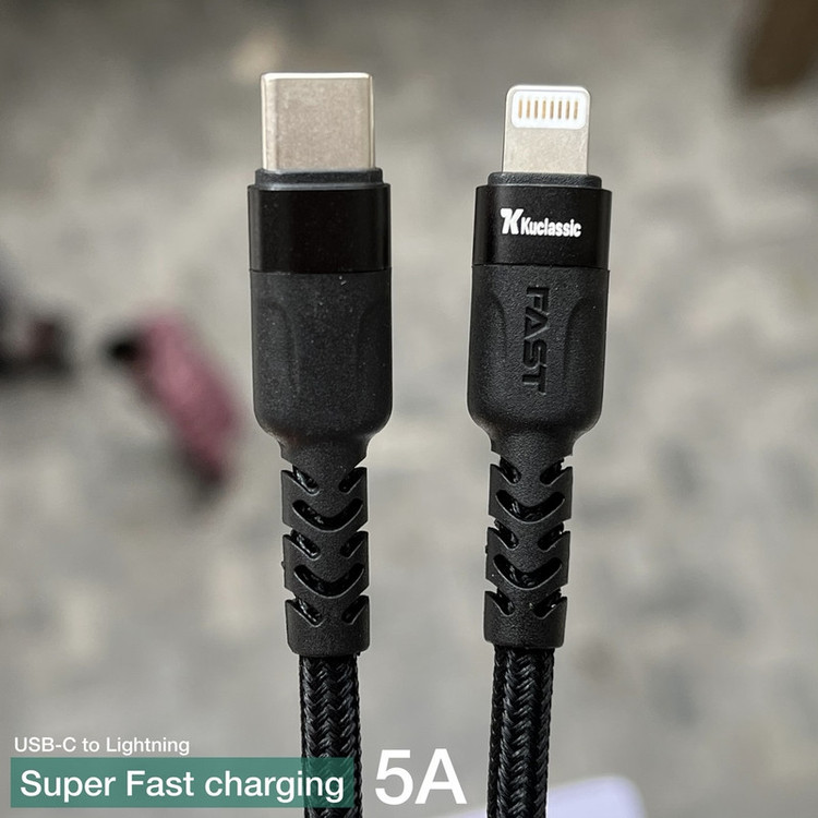 کابل تبدیل USB-C به لایتنینگ کوکلاسیک مدل iphone 12 pro max طول 1 متر