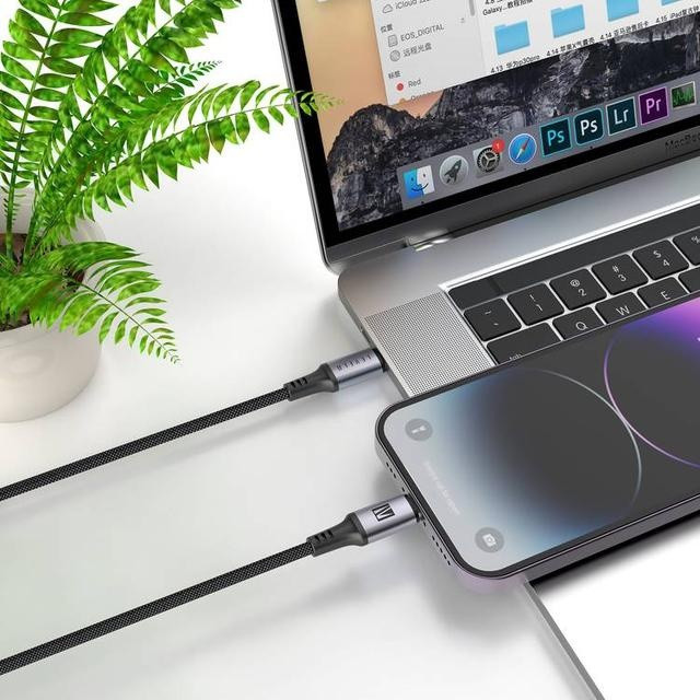 کابل تبدیل USB-C به لایتنینگ لِولو مدل LVLOCLCBK طول 1متر