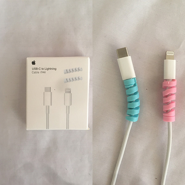 کابل تبدیل usb-c به لایتینگ مدل KL طول 1 متر به همراه محافظ کابل بسته 2 عددی