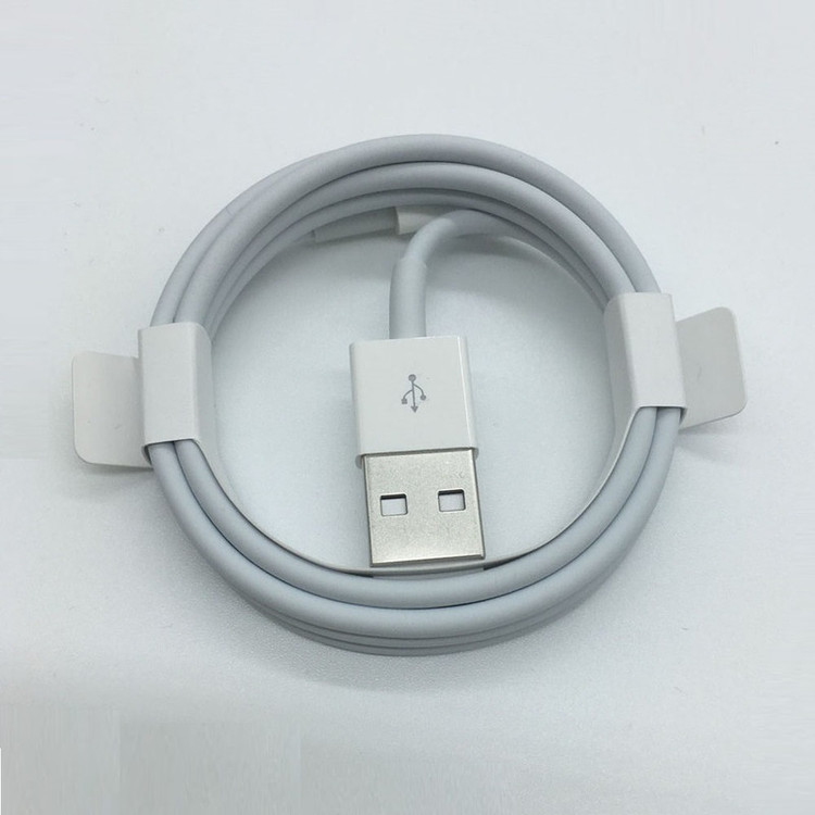 کابل تبدیل USB به لایتنینگ مدل MD818FEA طول 1 متر